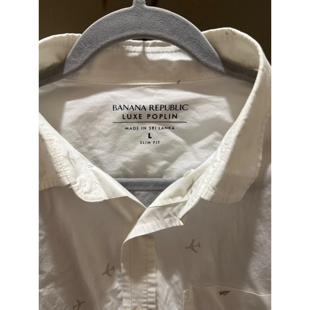 Banana Republic Luxe Poplin Mens Large Slim Fit White Airplane Print Button Down
